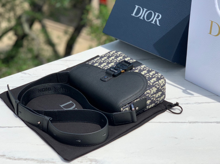 NIGO Dior Men's Adjustable Shoulder Strap Flap Closure Oblique Printed Grained Cowhide Saddle Bag Crossbody Shoulder Bags #nigo99336