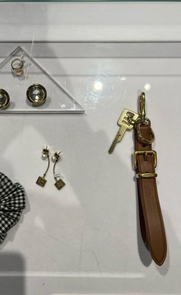 NIGO MiuMiu Women's Solid Colour Leather Keychain Bag Charm #nigo99437