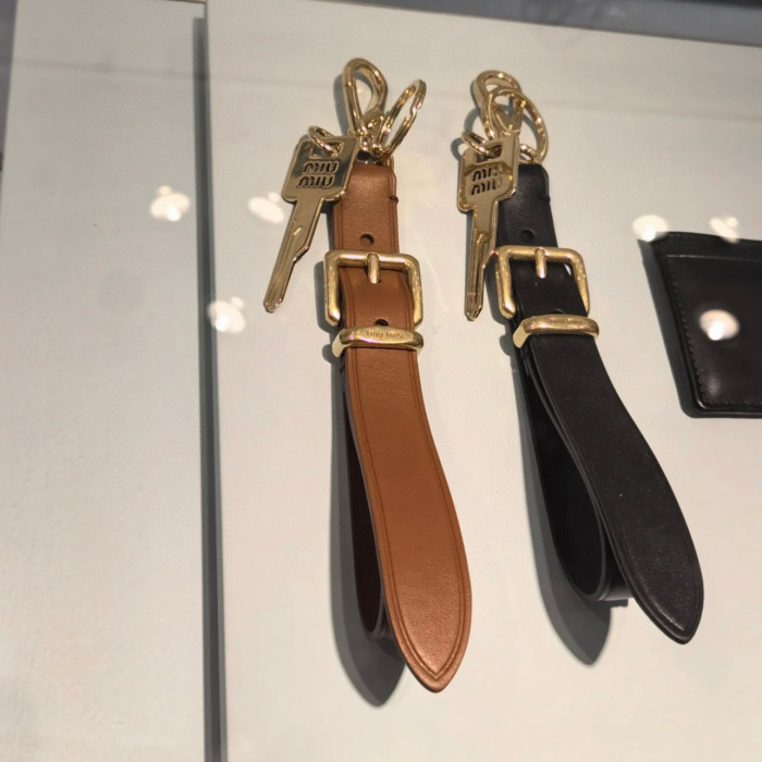 NIGO MiuMiu Women's Solid Colour Leather Keychain Bag Charm #nigo99437
