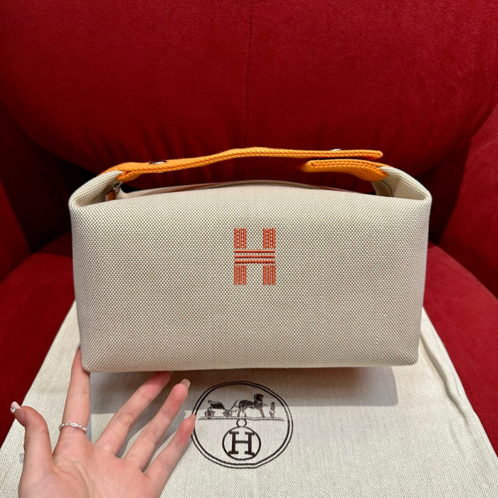 NIGO Hermes Color Blocking Large Leather Woven Belt Splicing Handbag Makeup Bag  Bags #nigo71247