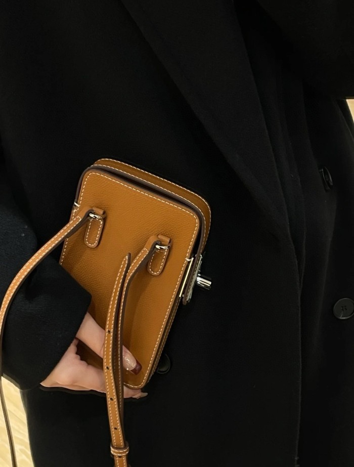 NIGO Hermes Women's Fashion Hac a Box Silver Buckle Wrangled Calfskin Phone Protection Case Casual Phone Bag Ngvp #nigo8379