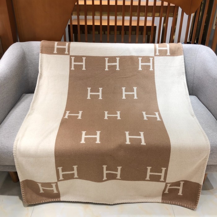 NIGO Hermes Baby Blanket Color Blocking Logo Cozy Fashion Wool Blanket #nigo71315