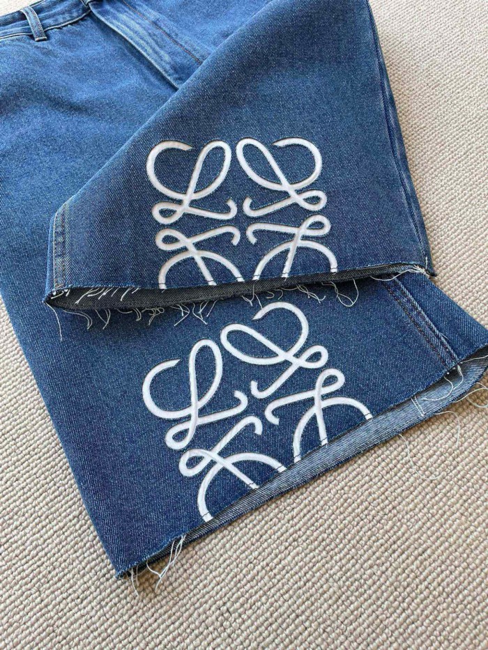 NIGO Loewe Women's Summer Blue Logo Label Straight Button Down Denim Shorts #nigo72349