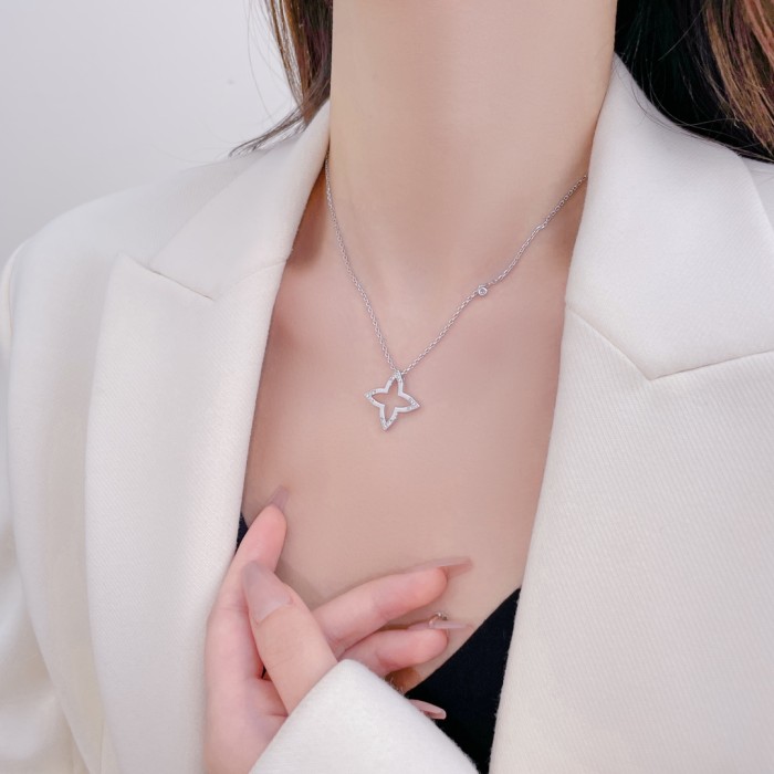 NIGO Louis Vuitton OMBRE BLOSSOM Women's Star Silhouette Diamond Set Solid Color Necklace Jewelry #nigo72399