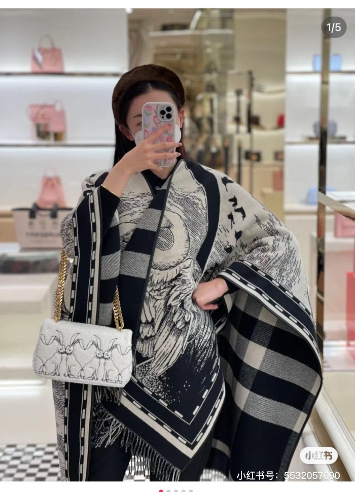 NIGO Women's Reversible Swan Kingdom Jacquard Cashmere Shawl Poncho #nigo72513