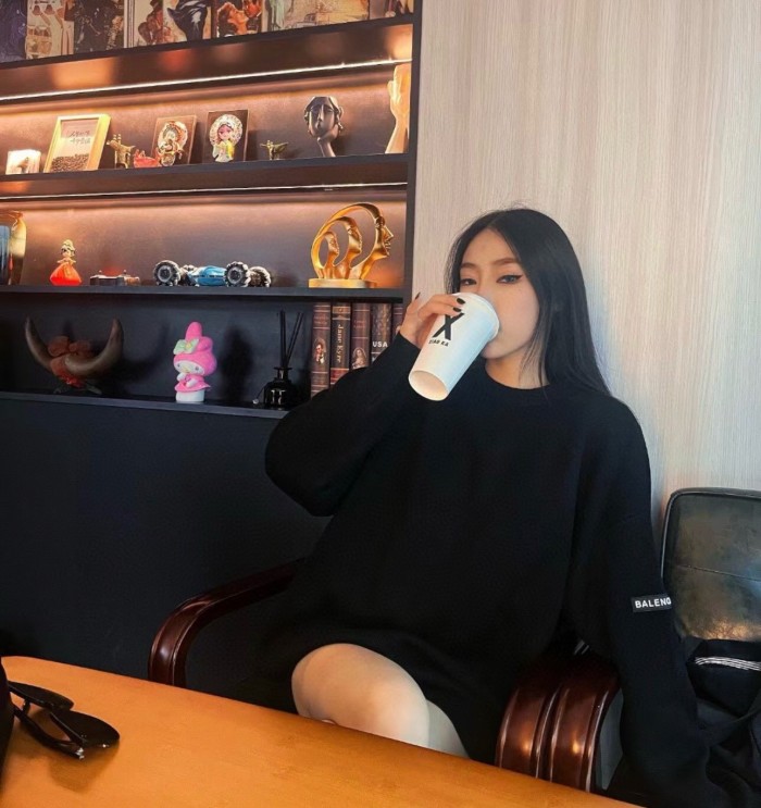 NIGO Balenciaga Men's And Women's Spring And Autumn Solid Color Round Neck Long Sleeve Loose Fit Knitted Sweater Pullover #nigo72499