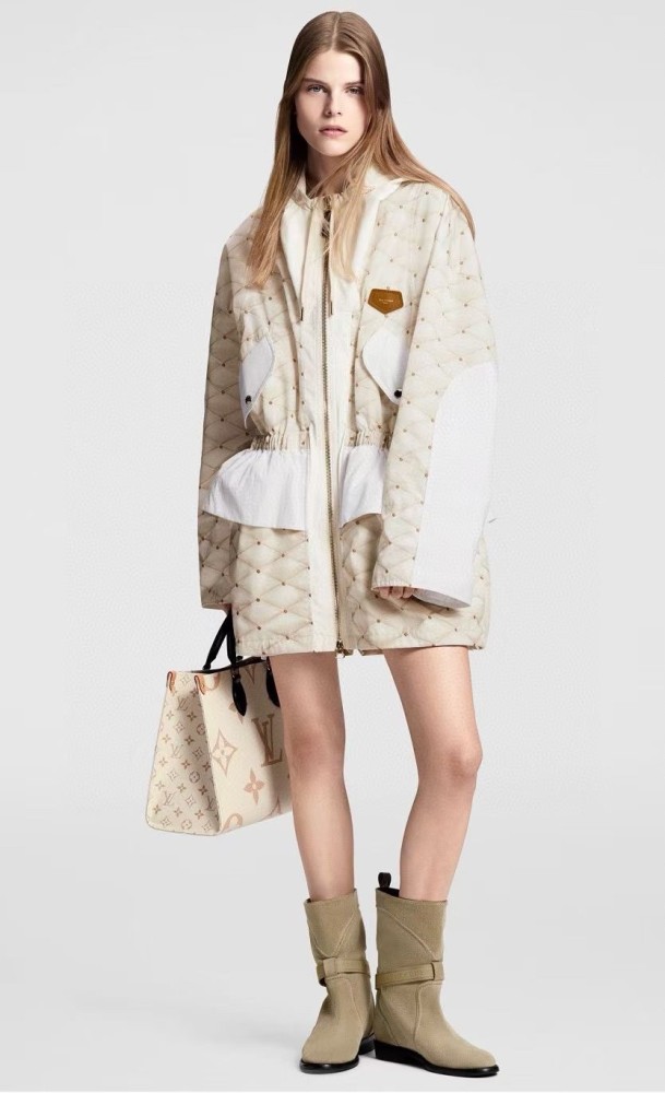 NIGO OnTheGo Louis Vuitton Women's Beige Monogram Embossed Cowhide Leather Tote Shopping Bag #nigo72523