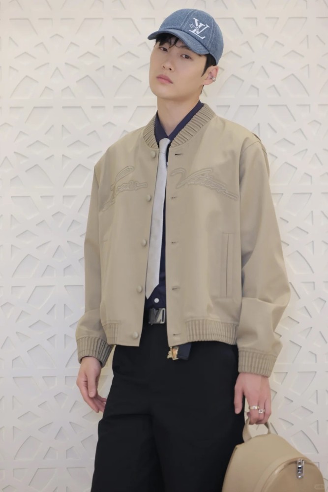 NIGO Louis Vuitton Men's Spring and Autumn Solid Color Embroidery Letter Print Zipper Long Sleeve Jacket #nigo72532