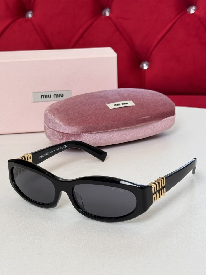 NIGO MiuMiu Glimpse Women's Solid Color Logo Plate Frame Butterfly Sunglasses Eyeglasses Glasses #nigo72565