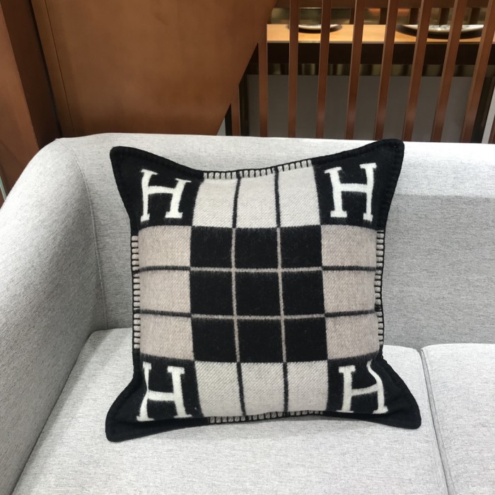 NIGO Hermes Colorblocked Checkered Logo Cozy Fashion Wool Pillow Simple Elegant Lightweight Home Decoration #nigo71386