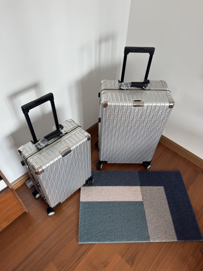 NIGO Fendi Men's Silver Monogrammed Luggage Trolley Case Bag Bags #nigo72618