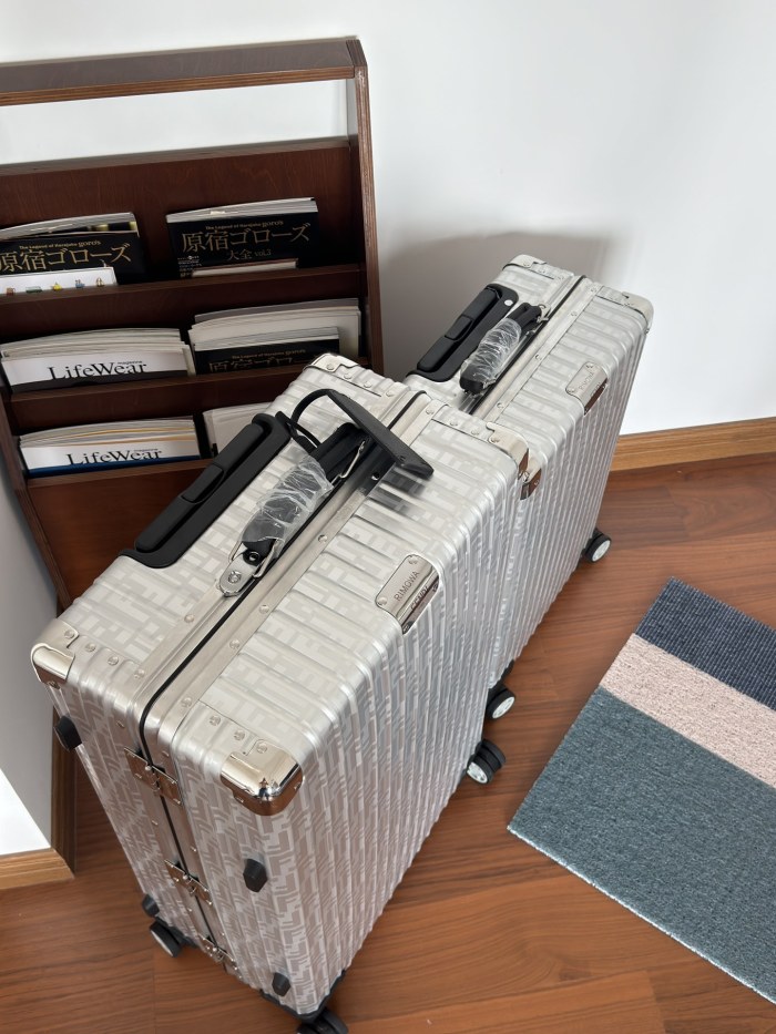 NIGO Fendi Men's Silver Monogrammed Luggage Trolley Case Bag Bags #nigo72618