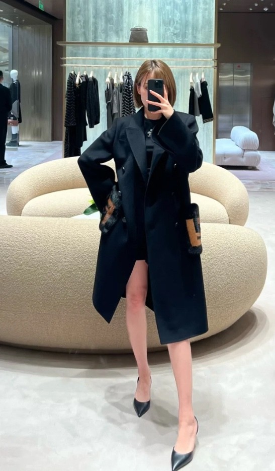 NIGO Fendi Women's Autumn And Winter Solid Color Splicing Double Breasted Medium Length Wool Long Sleeved Coat Jacket #nigo72647