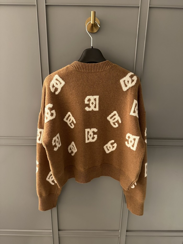 NIGO Dolce&Gabbana Women's Spring and Autumn Khaki Wool Crew Neck Sweater Pullover #nigo72659