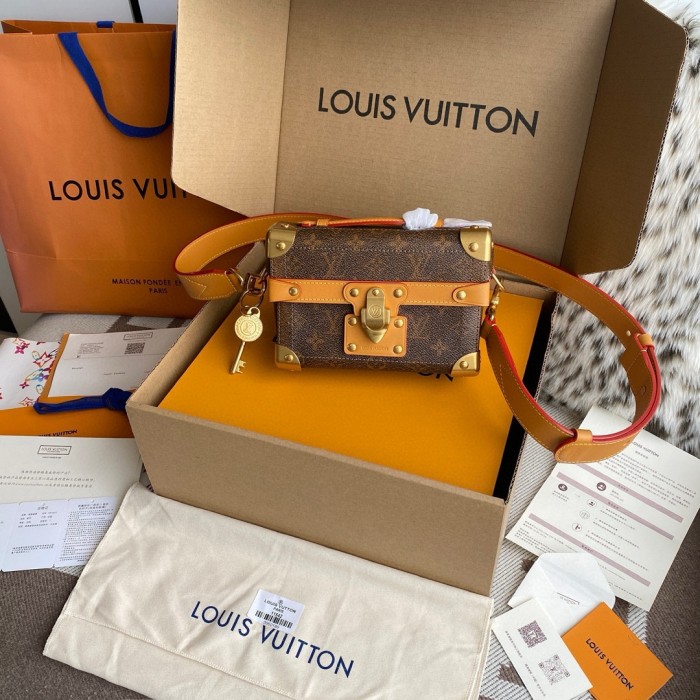 NIGO Louis Vuitton SOUL TRUNK Men's Brown Removable Shoulder Strap Lock Closure Canvas Leather Shoulder Crossbody Handbag Bag Bags #nigo72745
