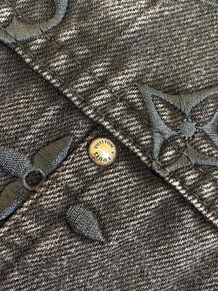 NIGO Louis Vuitton Men's Fall and Winter Logo Embroidery Gradient Single Breasted Long Sleeve Denim Jacket #nigo72741
