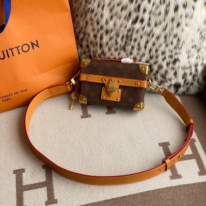 NIGO Louis Vuitton SOUL TRUNK Men's Brown Removable Shoulder Strap Lock Closure Canvas Leather Shoulder Crossbody Handbag Bag Bags #nigo72745