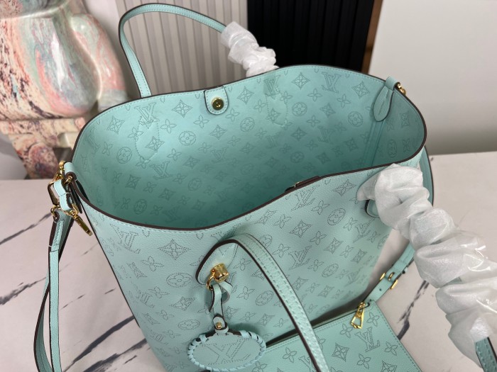 NIGO Louis Vuitton Women's Fashion BLOSSOM Handbag Adjustable Shoulder Strap Perforated Logo Casual Leather Solid Color Bucket Bag #nigo71515