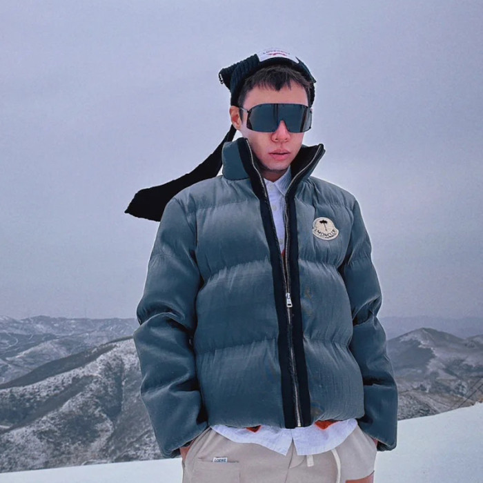 NIGO Moncler Men's Women's Solid Color Stand Up Collar Illuminated With Lights Long Sleeve Short Fit Pufferfish Down Jacket #nigo71543