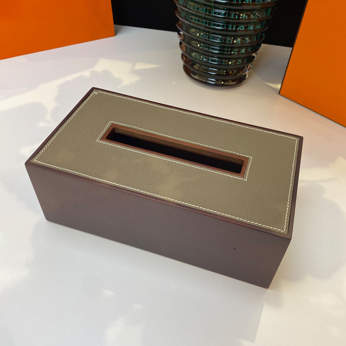 NIGO Hermes Fashion Simple Solid Color Solid Wood Smooth Calfskin Magnetic Box Cover Leisure Tissue Box #nigo71546