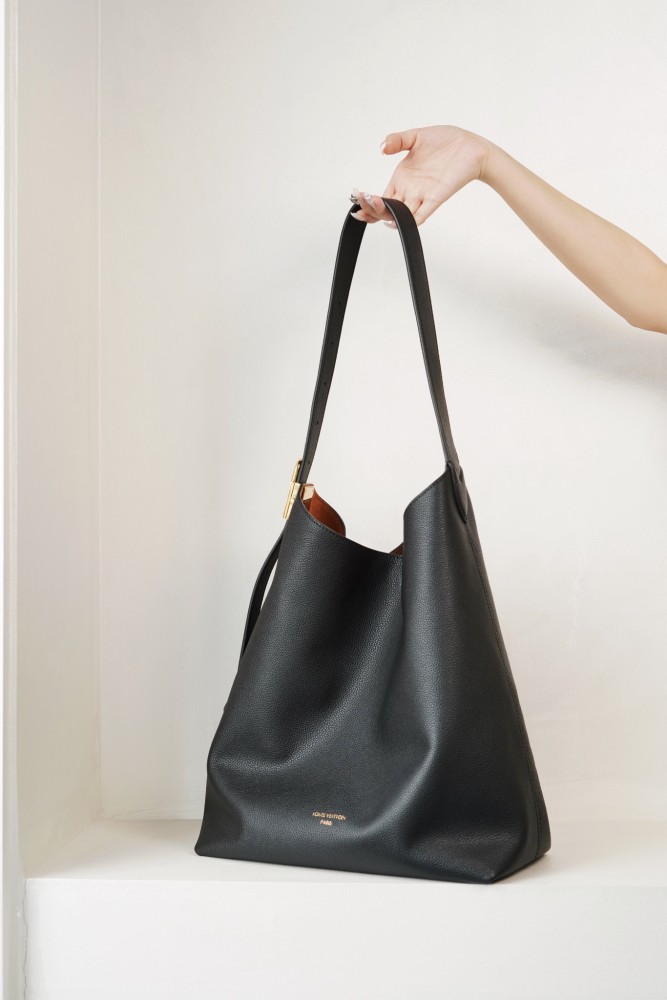 NIGO Louis Vuitton Low Key Hobo Women's Solid Color Adjustable Shoulder Strap Leather Tote Shoulder Bag Bags #nigo72927