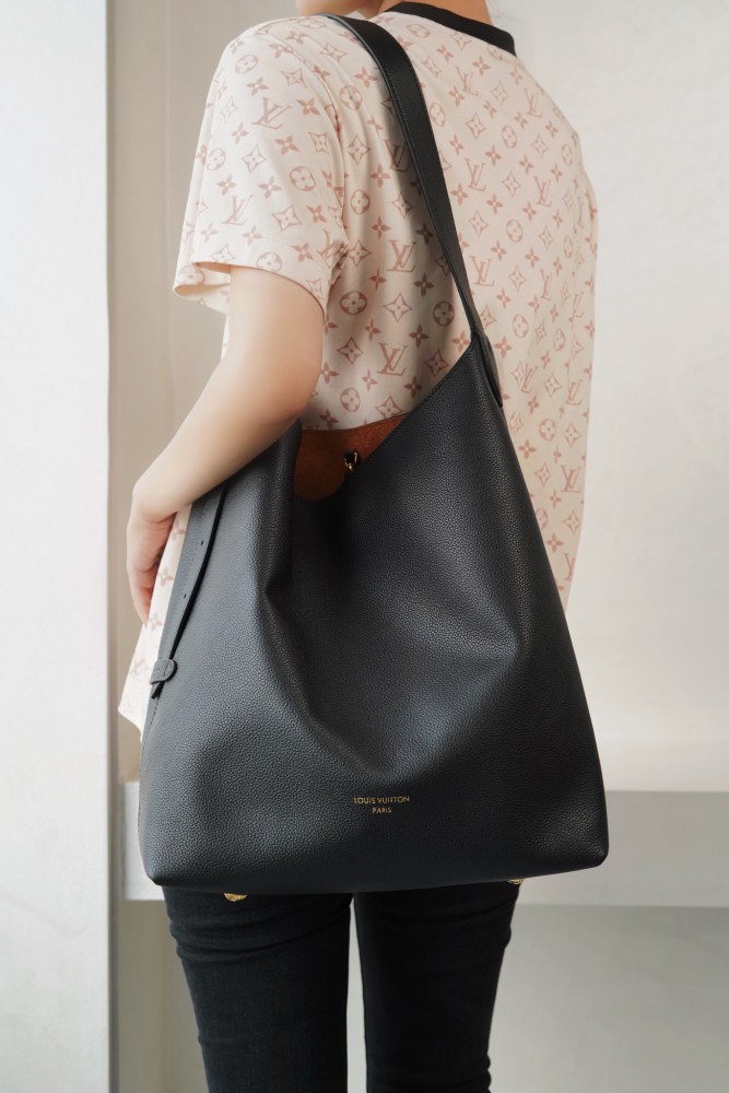 NIGO Louis Vuitton Low Key Hobo Women's Solid Color Adjustable Shoulder Strap Leather Tote Shoulder Bag Bags #nigo72927
