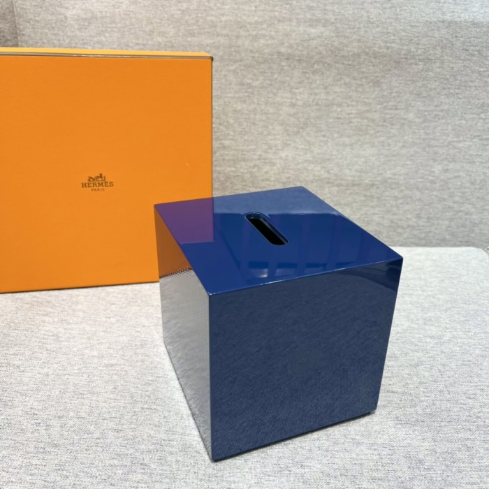 NIGO Hermes Handmade Lacquer Carved Wooden Square and Rectangular Tissue Box Calfskin Overlay Furniture Decorations Accessories #nigo71591