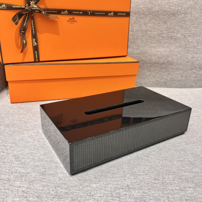 NIGO Hermes Handmade Lacquer Carved Wooden Square and Rectangular Tissue Box Calfskin Overlay Furniture Decorations Accessories #nigo71591