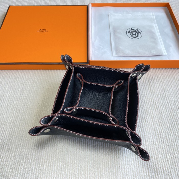 NIGO Hermes Simple Fashion Logo Printing Small 13x13cm Medium 22x22cm Large 25x25cm Whole Set Sold Color Blocking Leather Tray Accessories Ornaments #nigo72946