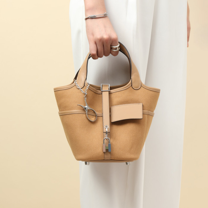 NIGO Hermes Picotin Cargo 18 Women's Bag Canvas Patchwork Leather Vegetable Basket Patchwork Leather Handbag  Bags With Accessory  Ngvp #nigo9229