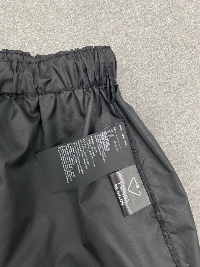NIGO Prada Women's Summer Logo Black Re-Nylon Elastic Casual Fit Shorts #nigo71598