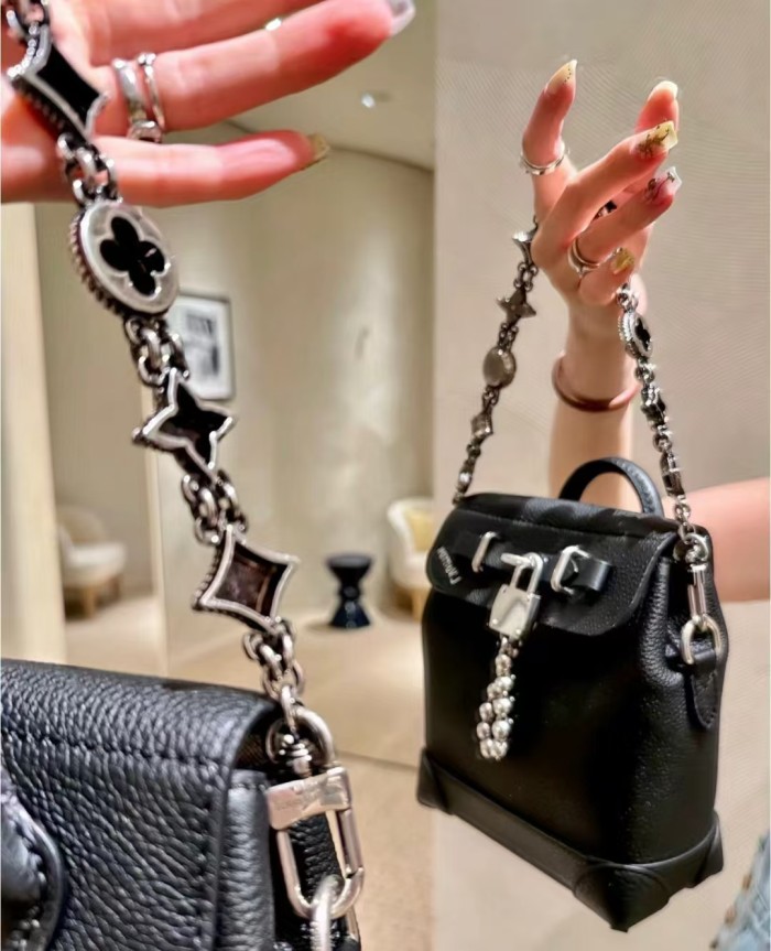 NIGO Louis Vuitton Men's Silver Letter Logo Openwork Design Brass Pant Chain Bag Chain Jewelry #nigo73189