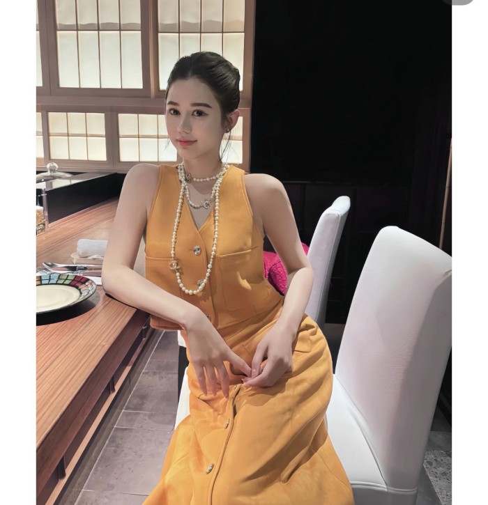 NIGO Chanel Women's Spring, Autumn And Winter Single-breasted Floral Long Sleeve Short Leather Jacket Casual V-neck Leather Vest Pure Color High Street Style Leather Long Half Skirt Suit Set #nigo71636