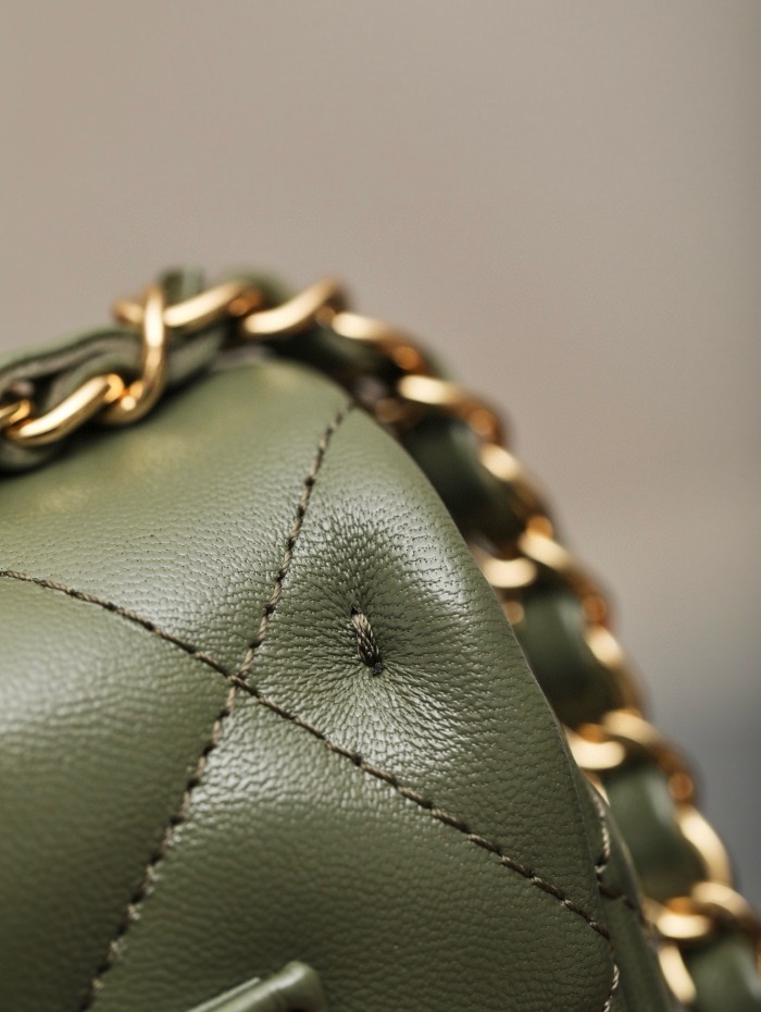 NIGO Chanel Fashion Banquet Bag Simple Elegant Checkered Chain Sheepskin Handbag Temperament Crossbody Bags #nigo73289