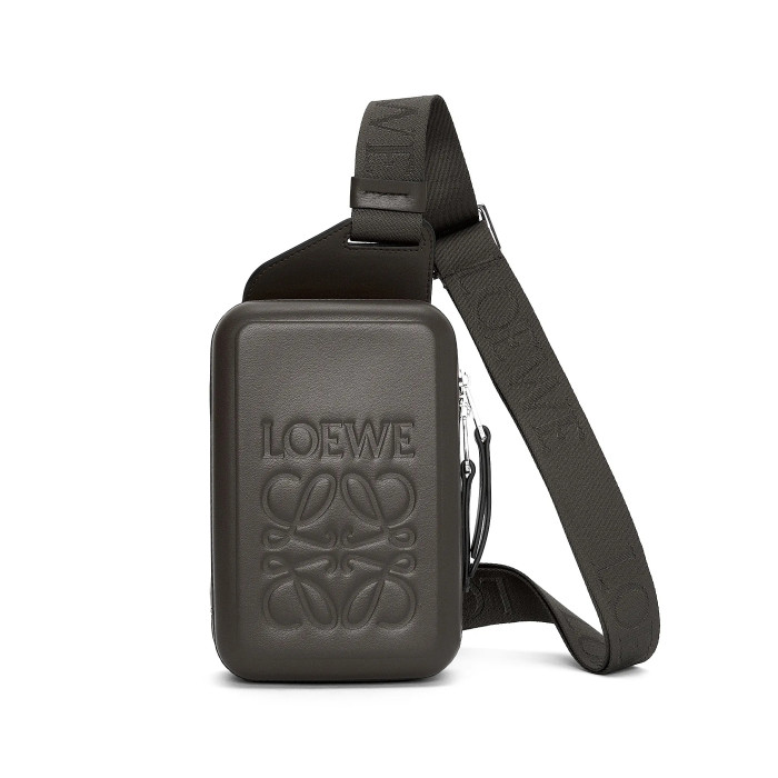 NIGO Loewe Men's Solid Color Embossed Letter Logo Smooth Cowhide Shoulder Crossbody Bag Bags #nigo73312