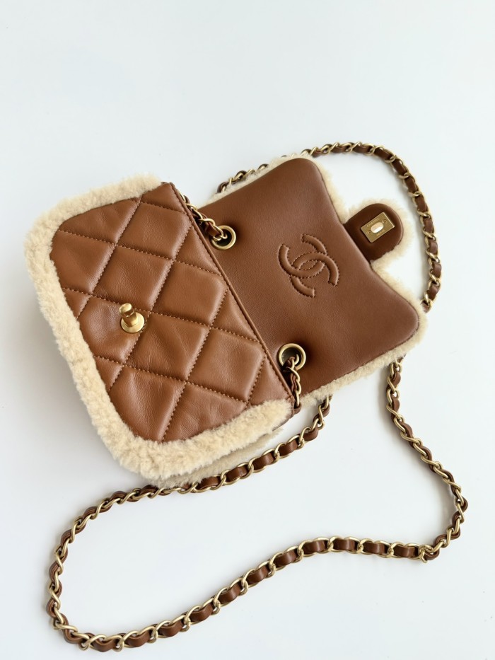 NIGO Chanel Women's Beige Spell Brown Lock Closure Chain Shoulder Strap Lambskin Tote Shoulder Bag Bags #nigo73463