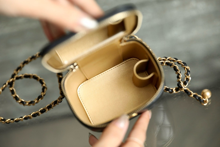 CHANEL Square Single Cosmetic Bag With Mirror Chain Bags #nigo56496