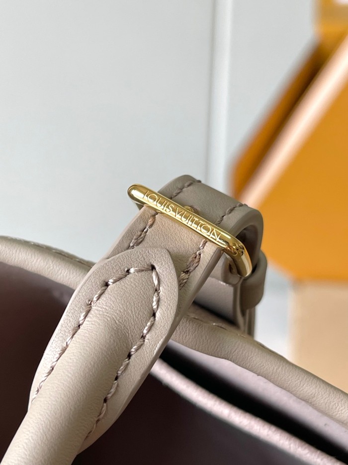 NIGO Louis Vuitton Babylone Tote Women's Solid Color Monogram Embossed Printed Adjustable Handle Leather Tote Bag Bags #nigo73636