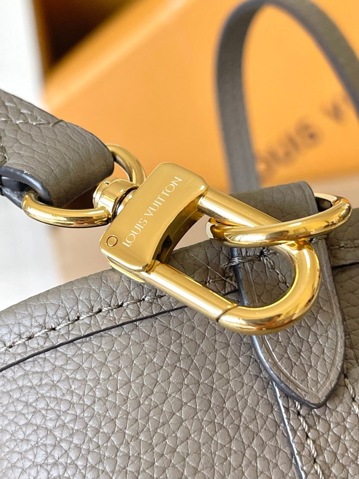 NIGO Louis Vuitton Neverfull Bandoulière Inside Out BB Women's Removable Shoulder Strap Solid Color Cow Leather Reversible Shoulder Crossbody Handbag Bag Bags #nigo73635