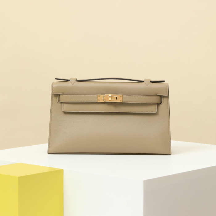 NIGO Hermes Women Pure Color Metal Buckle Cowhide Handbag Bag Bags #nigo73649
