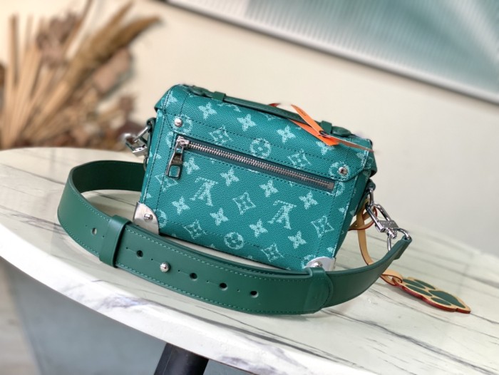 NIGO Louis Vuitton Men's SOUL TRUNK Handbag Logo Canvas Solid Color Casual Shoulder Crossbody Bag #nigo71692