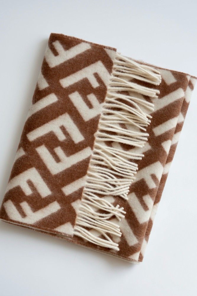 NIGO Fendi Women's FF Letter Logo Pattern Raw Edge Warm Fleece Scarf #nigo73848