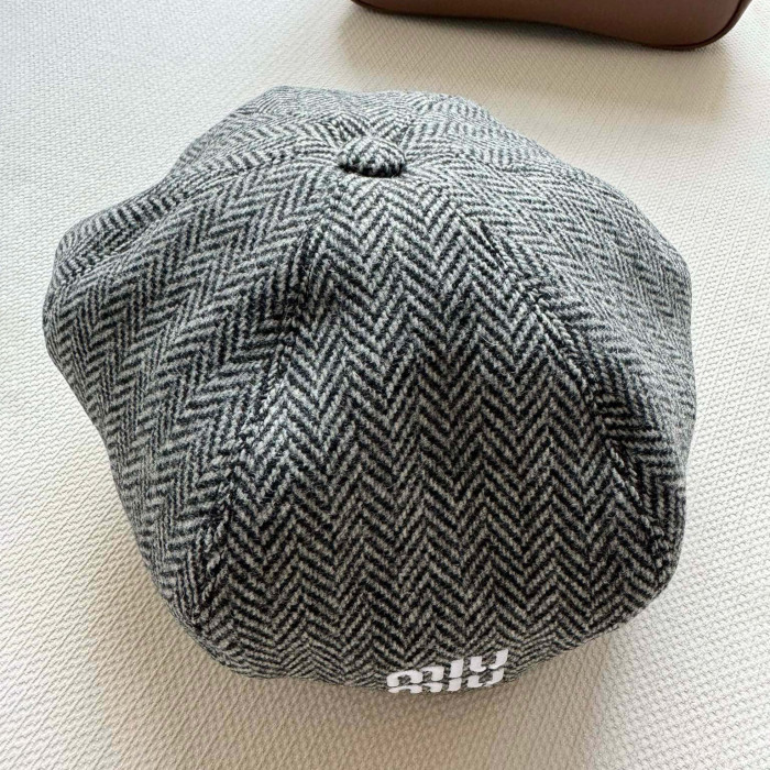 NIGO MiuMiu Women's Solid Color V-Pattern Wool Fabric Beret Cap Hat #nigo73985