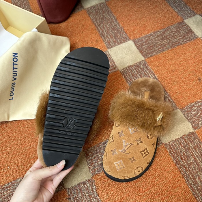 NIGO Louis Vuitton Women's Fur One Logo Printed Sandals Slippers Autumn And Winter Outer Wear Fashionable Elegant Temperament Casual Shoes #nigo72379