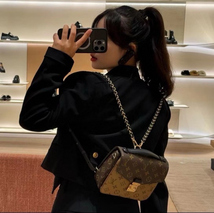NIGO Louis Vuitton Pochette M É Tis Ackpack Handbag Fashionable Color Blocked Bags Monogram Pattern Fashionable Luxury Backpack Bag M11941 #nigo71769