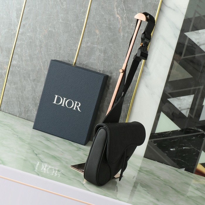 NIGO Dior Men's Black Embossed Pattern Magnetic Flap Closure Calfskin Crossbody Saddle Bag Bags #nigo74196