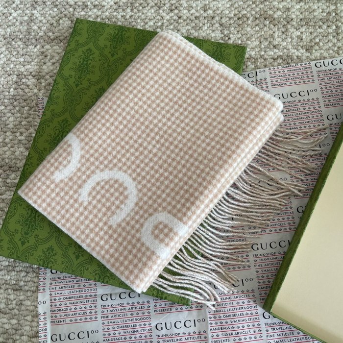 NIGO Gucci Women's Autumn and Winter Monogrammed Double Sided Cashmere Scarf #nigo74184