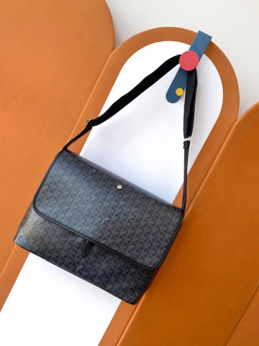 NIGO GOYARD Jet Black Capetien Men's Y Old Flower Full Print Flap Closure Canvas Spell Leather Shoulder Crossbody Messenger Bag Bags #nigo74437