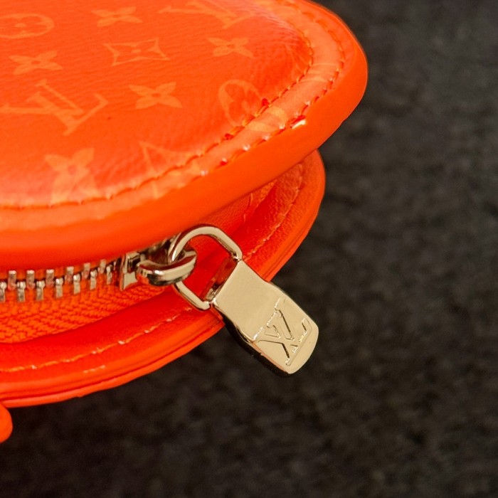 NIGO Louis Vuitton Men's Solid Color Old Flower Pattern Zipper Closure Turtle Leather Spell Canvas Bag Pendant Coin Purse Headphone Bag Keychain #nigo74517