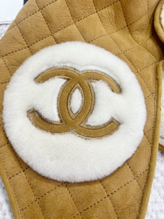 NIGO Chanel Men's and Women's Autumn and Winter Solid Color Sheep Leather Padded Cap Ears Hat #nigo74597